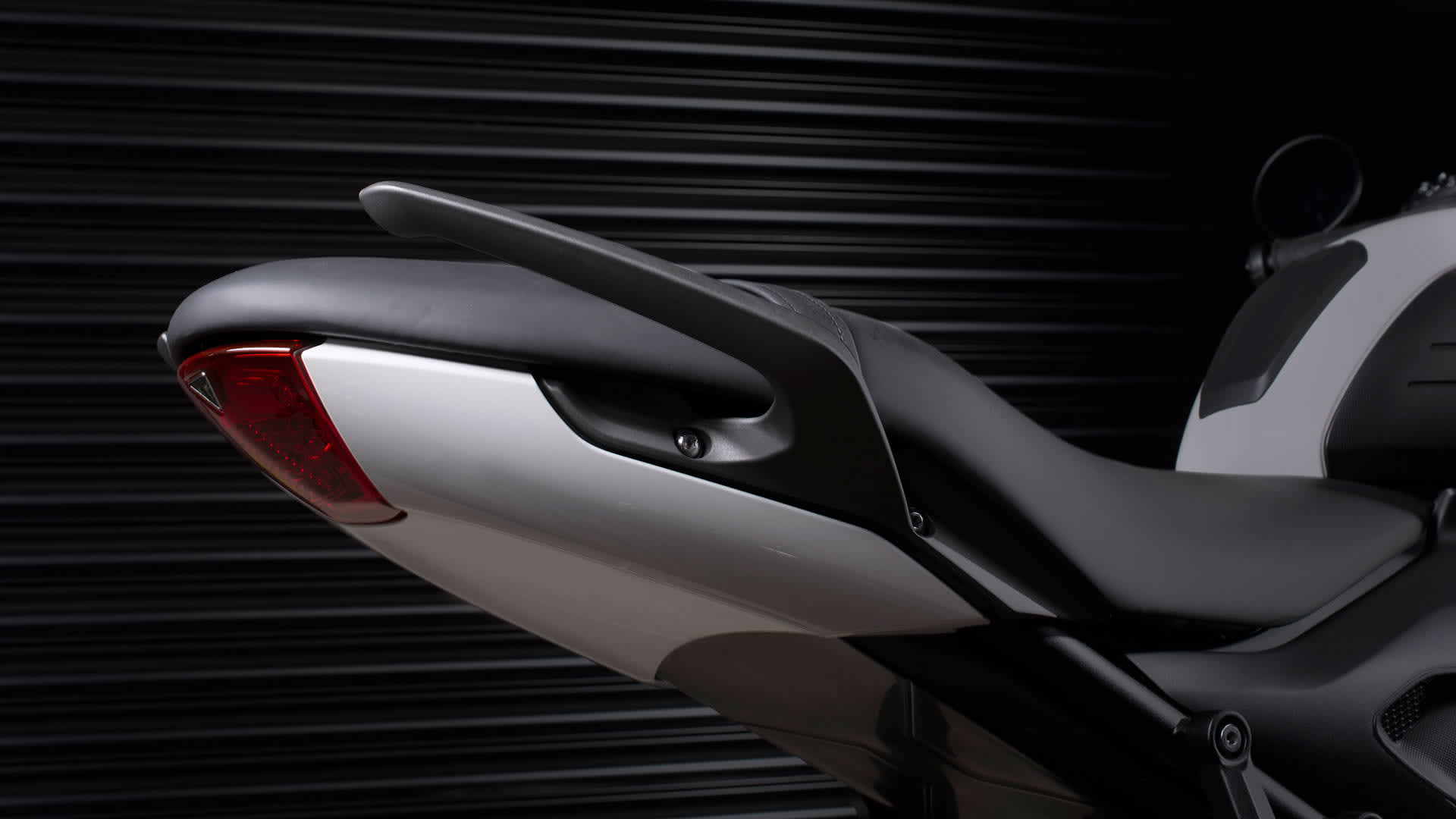 Trident 660 Accessories | For the Ride